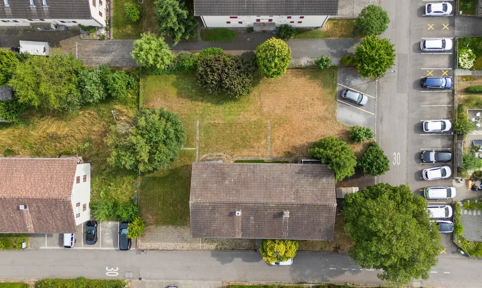 Maison multifamiliale entièrement louée avec un potentiel de développement attrayant