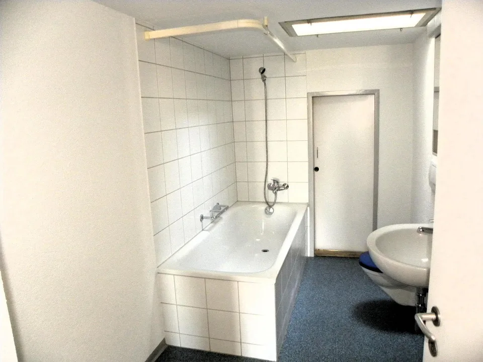 Attractive investment property with restaurant and apartments – photo 8 of 20