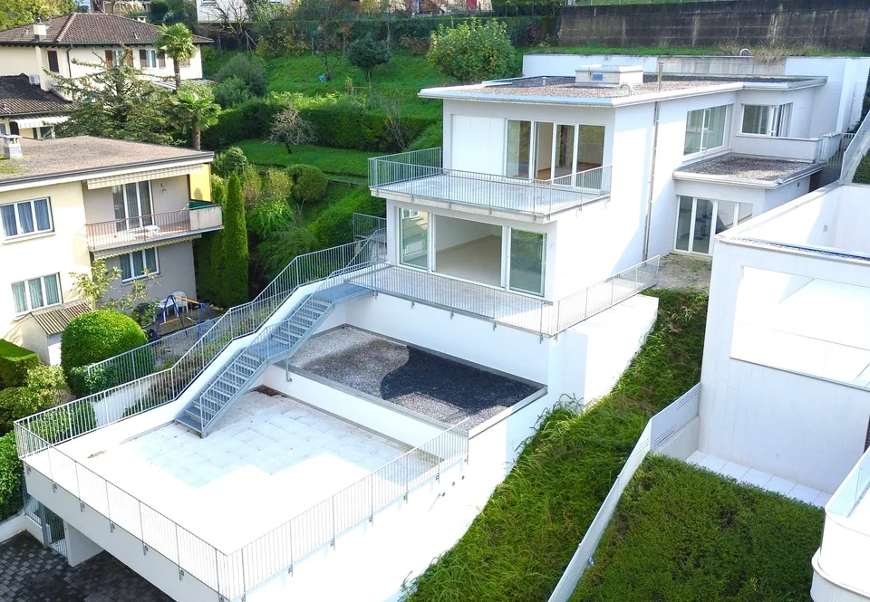 Villa da sogno a Lugano con 6,5 locali e vista mozzafiato