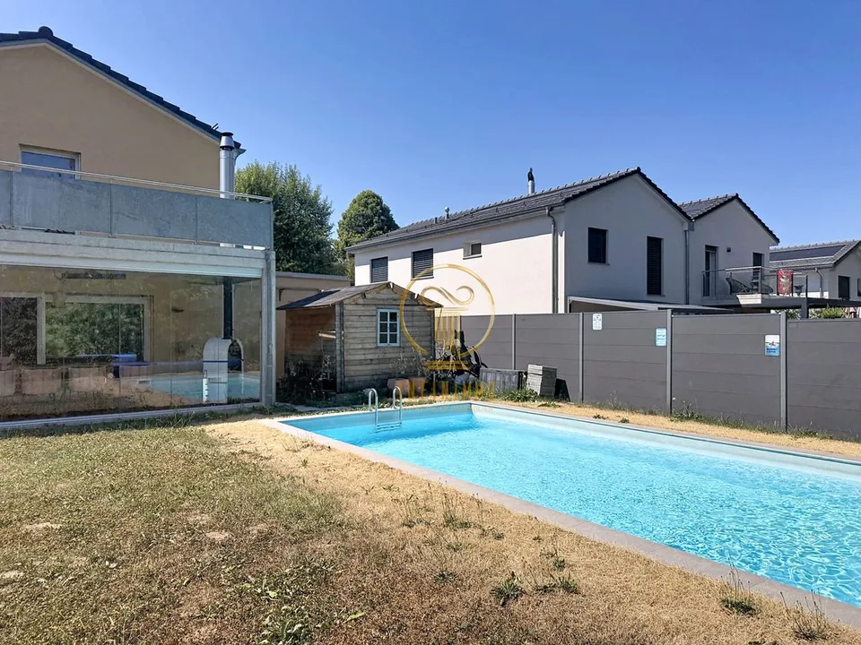 CARROUGE (VD), OBJET RARE ! Maison individuelle de 5.5 pièces avec vue sur le Moléson.