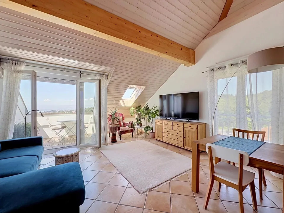 Magnifique 4,5 pcs en attique avec mezzanine + garage-box
