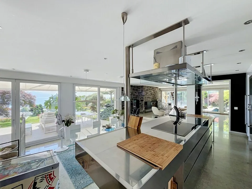 Lutry - Duplex con piscina privata e vista sul lago