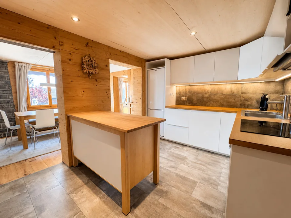MAGNIFIKANT RENOVIERTES CHALET – SEKUNDÄRWOHNUNG & VERKAUF AN AUSLÄNDER ERLAUBT – Foto 9 von 12