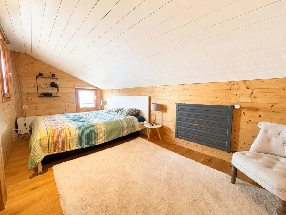 MAGNIFIKANT RENOVIERTES CHALET – SEKUNDÄRWOHNUNG & VERKAUF AN AUSLÄNDER ERLAUBT – Foto 10 von 12