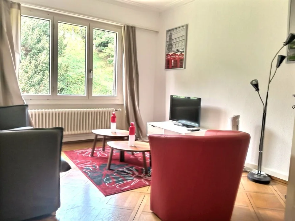 Bell'appartamento arredato a Losanna / 3,5 stanze / 2 camere da letto / 1 bagno / 1 balcone