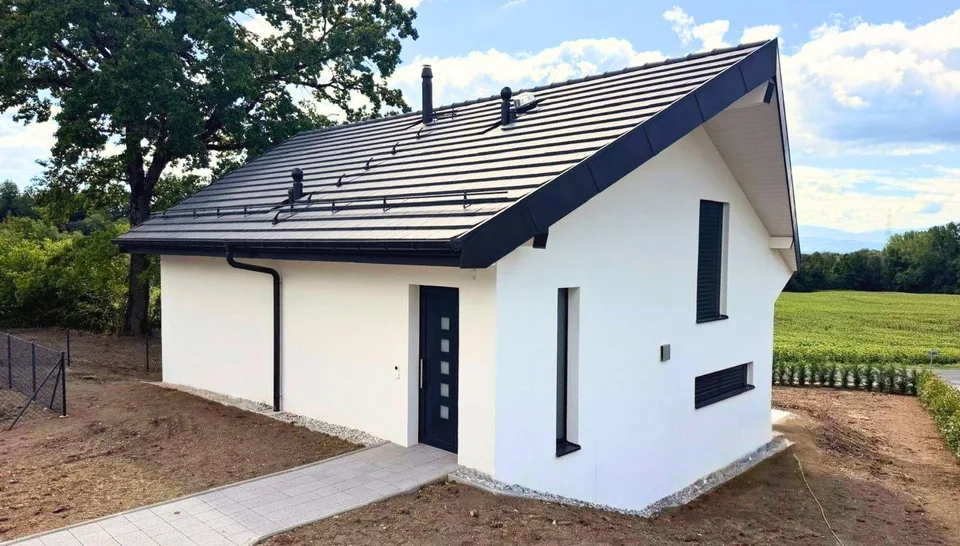 A louer - Villa familiale neuve avec terrasse et jardin