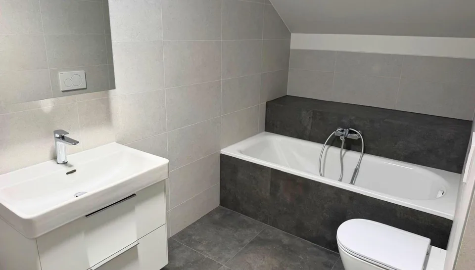For rent - New family villa with terrace and garden