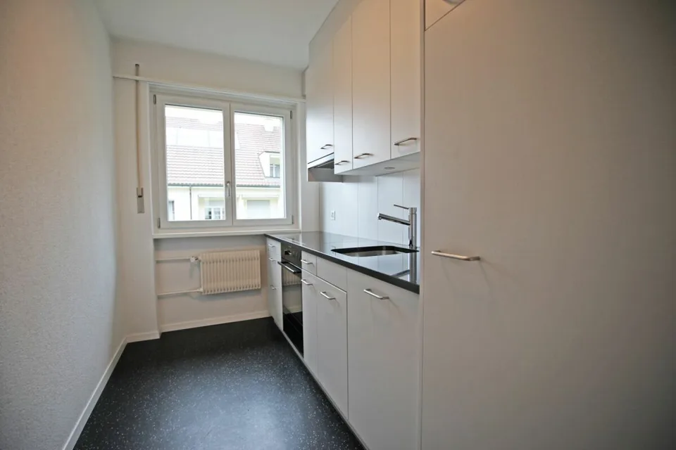 Teilsanierte 1.5-Zimmer-Dachwohnung
