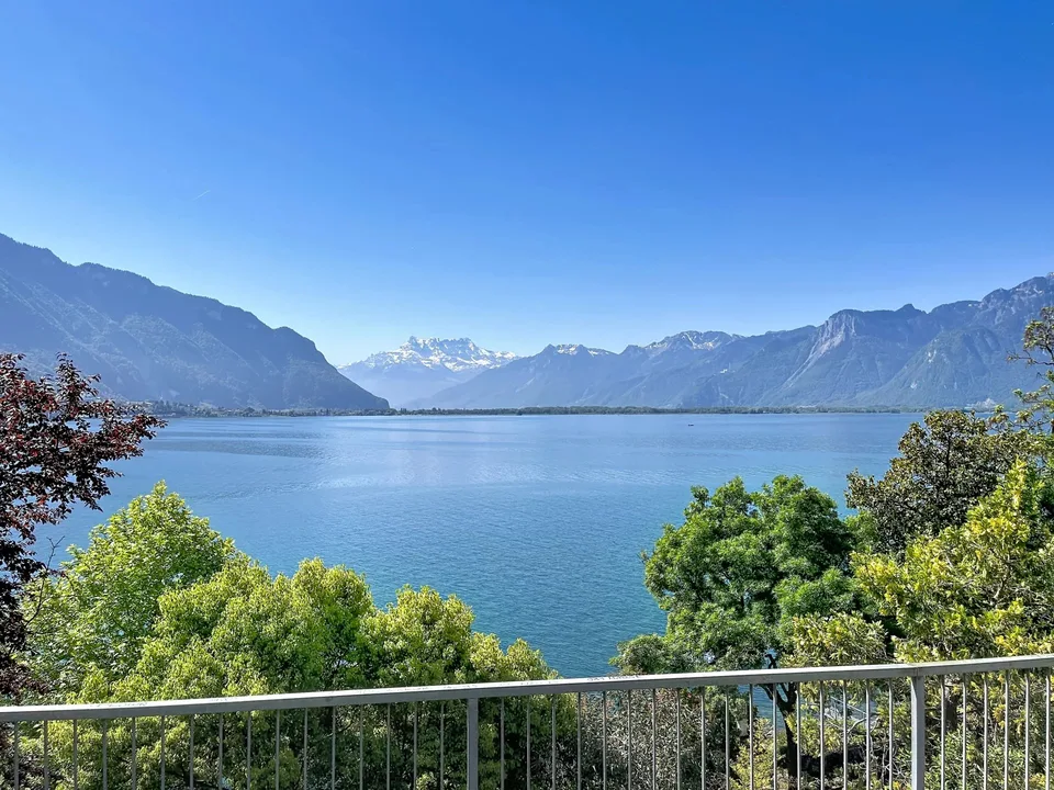 Prestigeträchtige Büros mit außergewöhnlichem Panorama