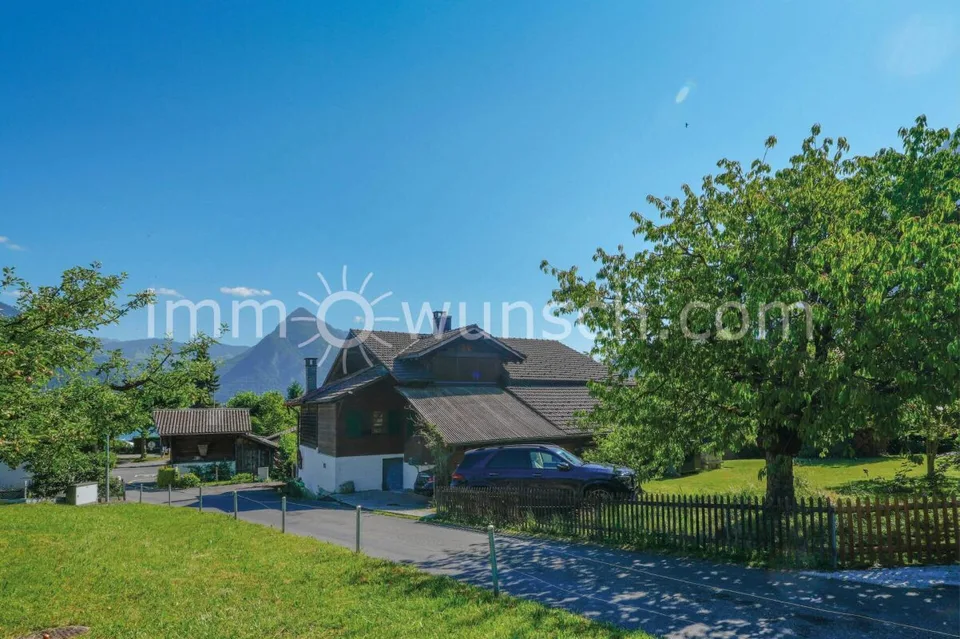 Charmantes Chalet mit Anbau, im beliebten Därligen, am Thunersee