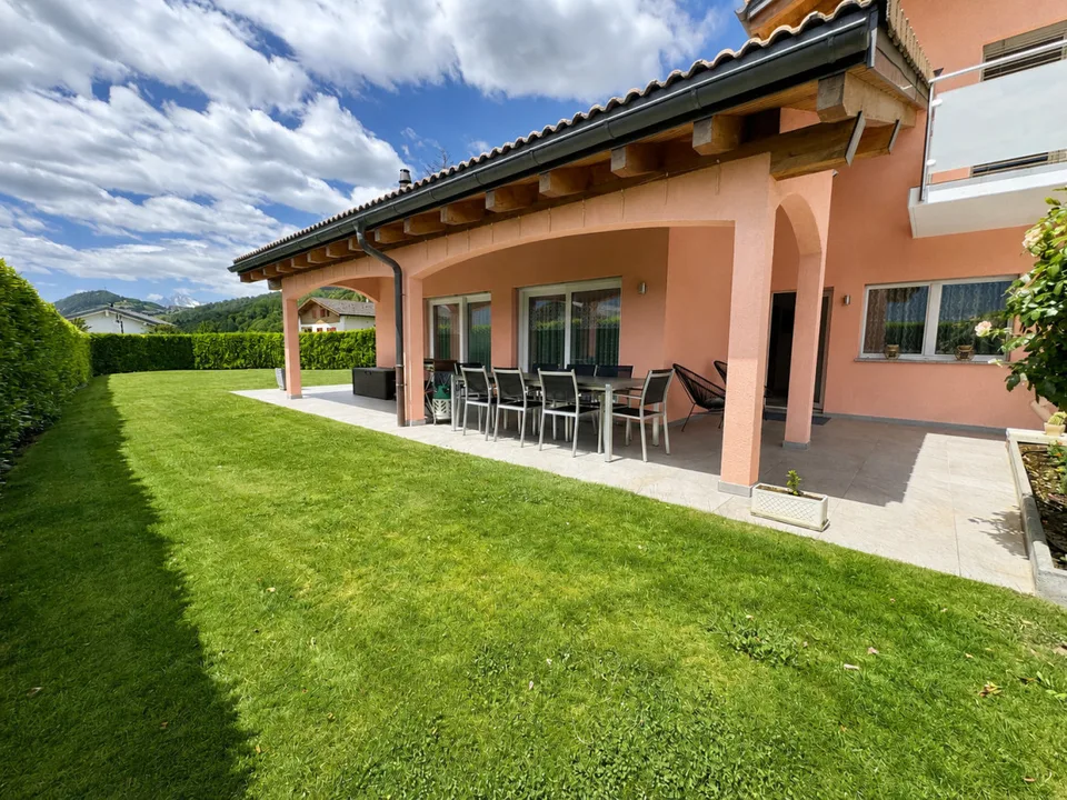 VILLA 6.5 PIÈCES AVEC GRAND JARDIN ET VUE DÉGAGÉE