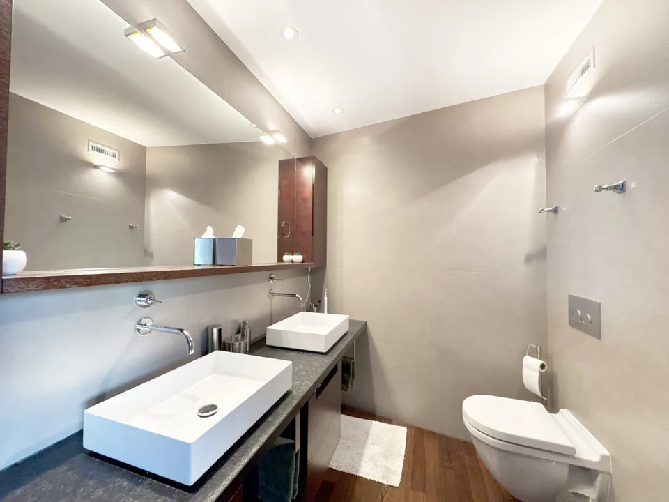DACHGESCHOSS-DUPLEX IM ZENTRUM VON MARTIGNY – Foto 7 von 9