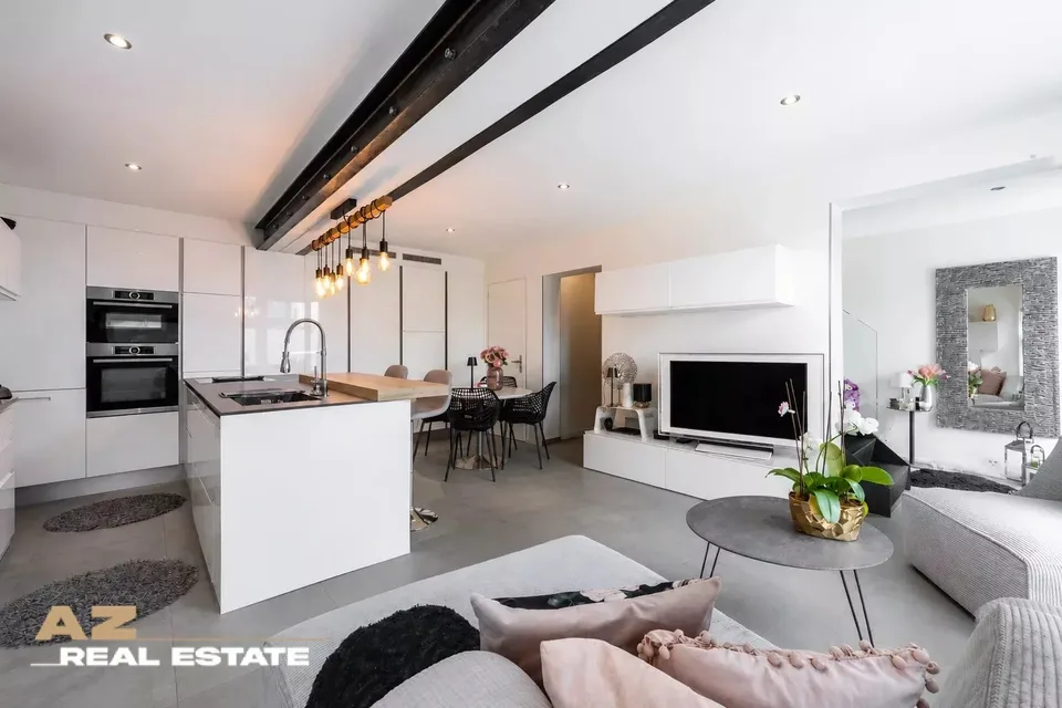 Magnificent Triplex im Herzen von Penthaz