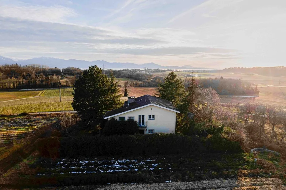 BREMBLENS - Maison avec vue sur le Lac et les montagnes