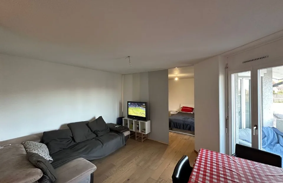 SAINT-PREX - Renoviertes Studio mit zwei Balkonen