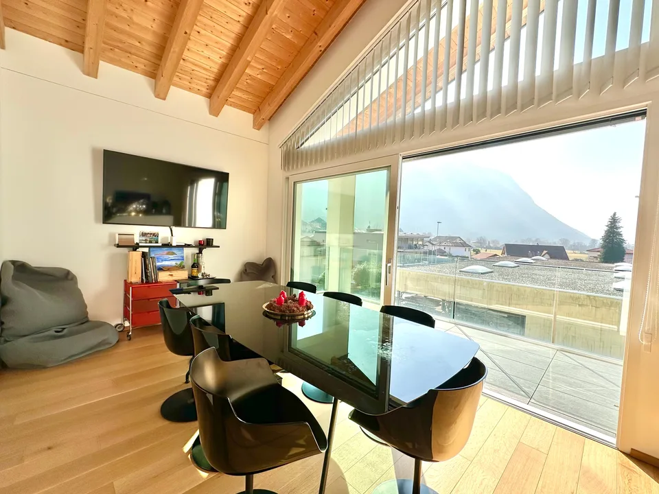 Eleganza Moderna e Comfort: Villa con Rifiniture di Pregio