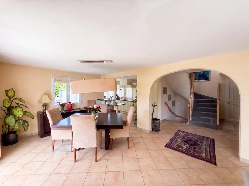 Une opportunité rare : une véritable maison individuelle au coeur d...