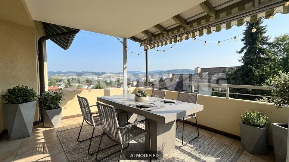 Grosszügige Maisonette-Attikawohnung mit Balkon und Panoramablick