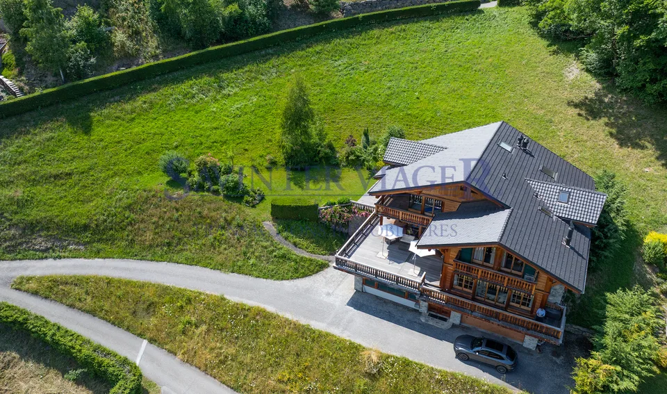 Champéry, Außergewöhnliches Chalet mit 450 m2 Wohnfläche - Besetzte Leibrente