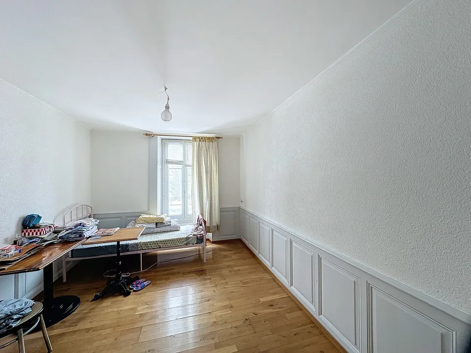 Gemischt genutztes Gebäude mit Restaurant – Foto 13 von 13
