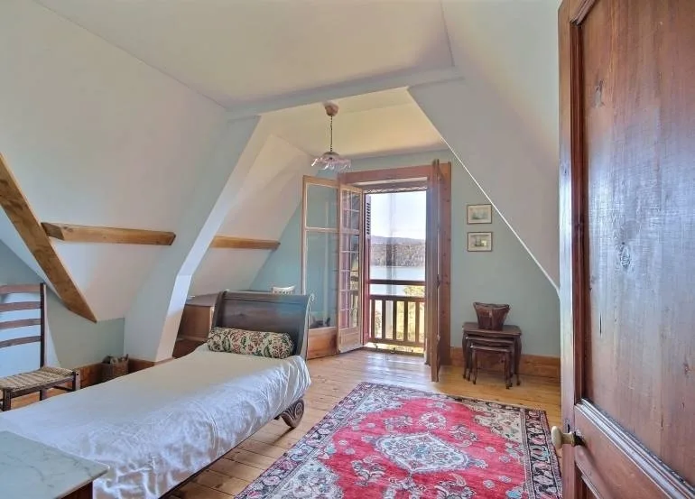 Wunderschönes Herrenhaus mit Blick auf den Joux-See – Foto 13 von 13