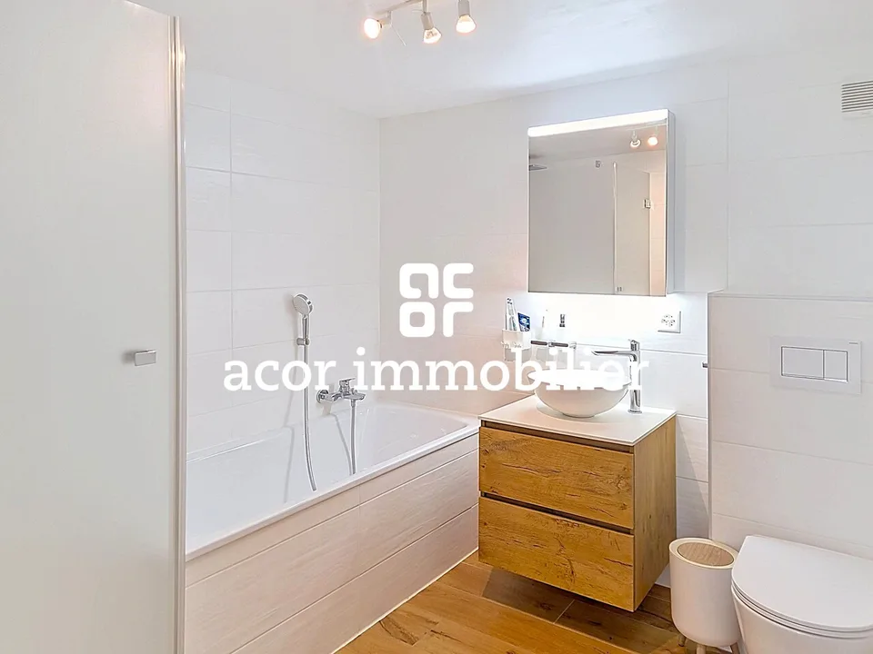 Semi-Detached House 4.5 Rooms