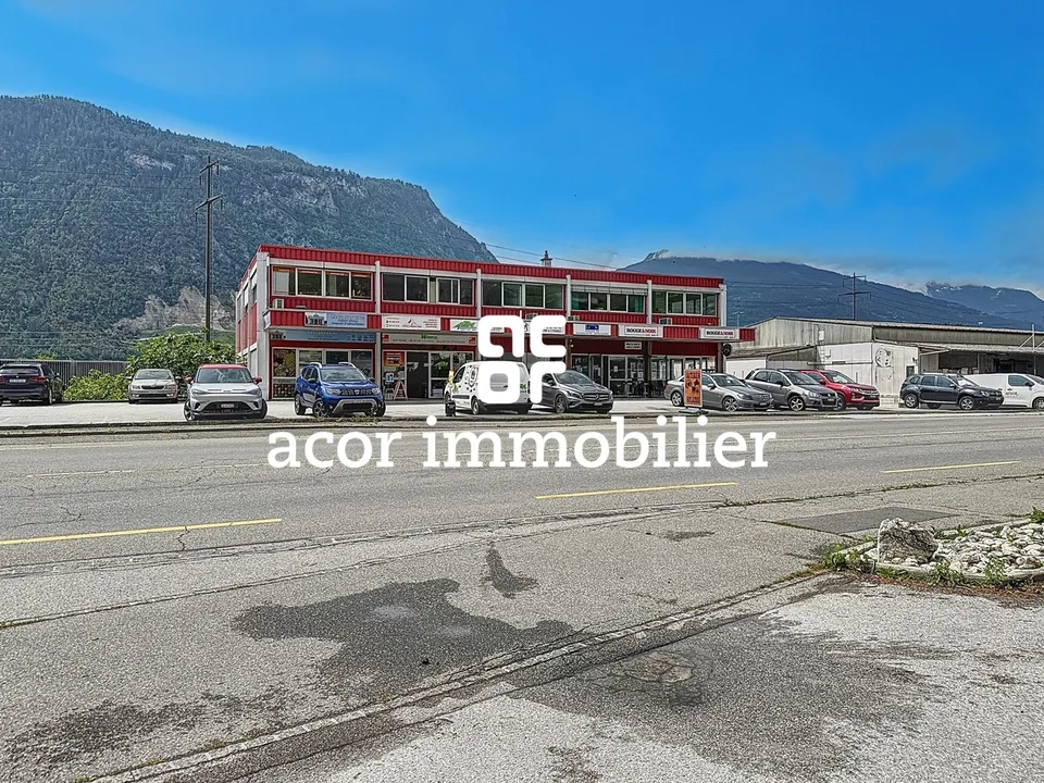 Bureaux lumineux avec garages à vendre – St-Léonard (VS)