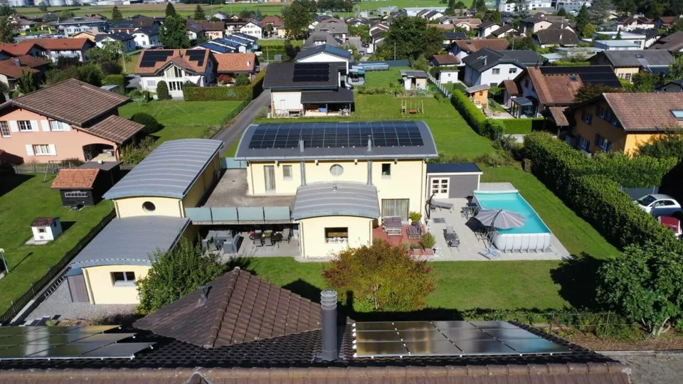 Maison individuelle avec annexe habitable à Collombey