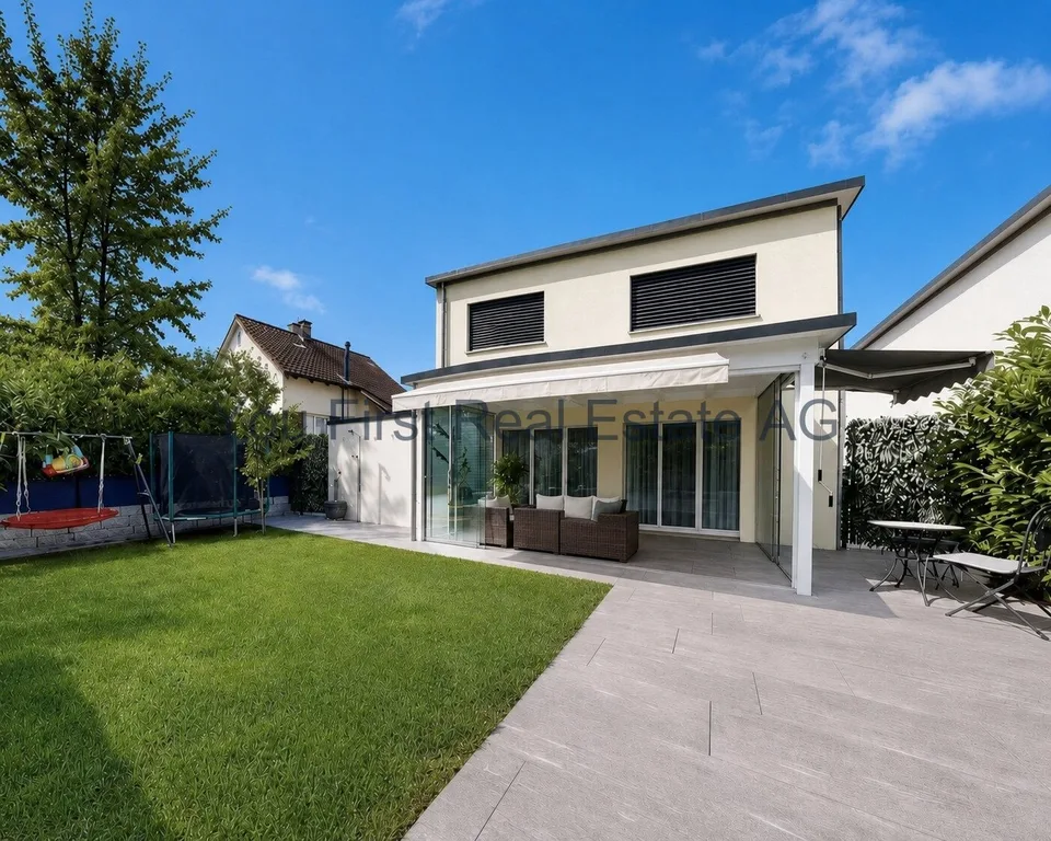 Mehr als Standard  Hochwertiges Einfamilienhaus mit Wintergarten und