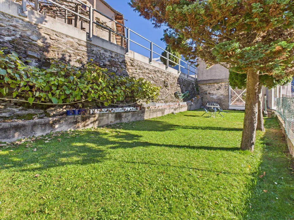 Incantevole casa unifamiliare a Marolta con ampio giardino