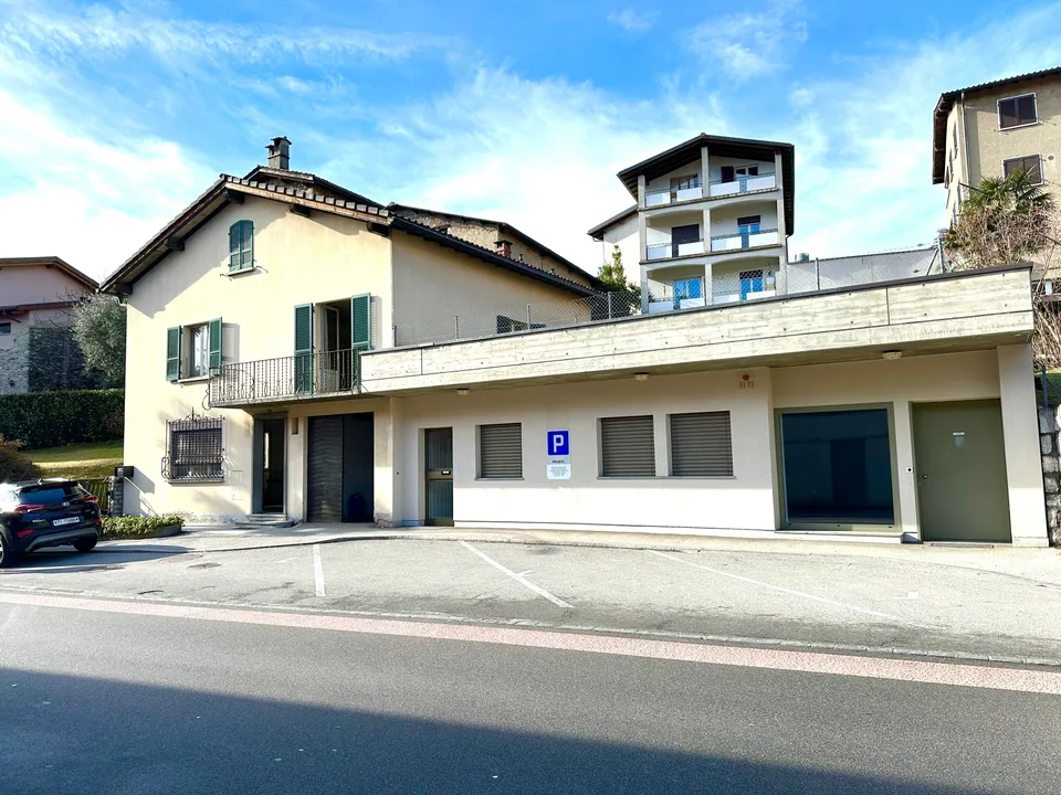 Splendida casa indipendente 7.5 locali con giardino a Cureglia