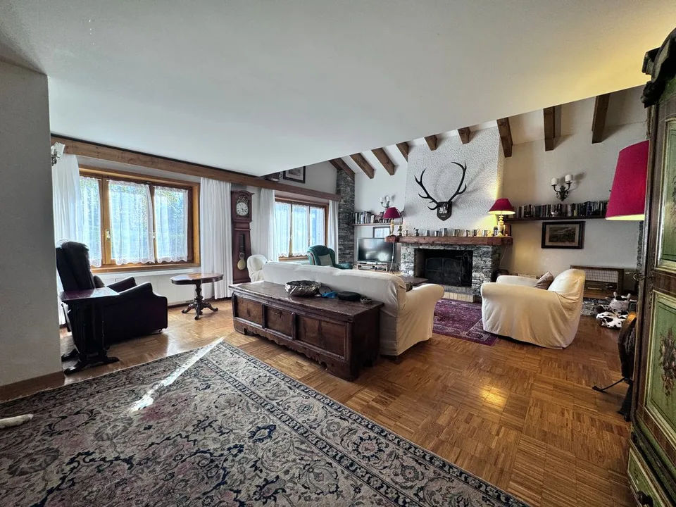 Chalet d'Exception avec Appartement Indépendant à deux pas du Golf Ballesteros. / Ref. 1007-675