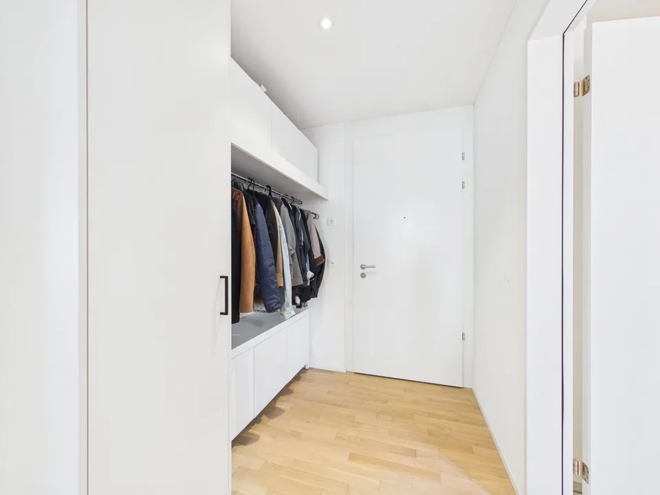 Modern Living Close to the City – photo 11 of 22
