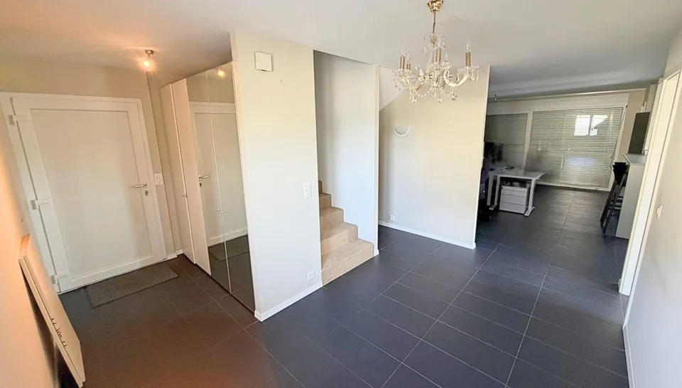 In affitto - Spazio uffici duplex a Perroy