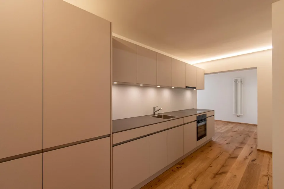Moderne 2.5 Zimmer-Wohnung mit Altbaucharme