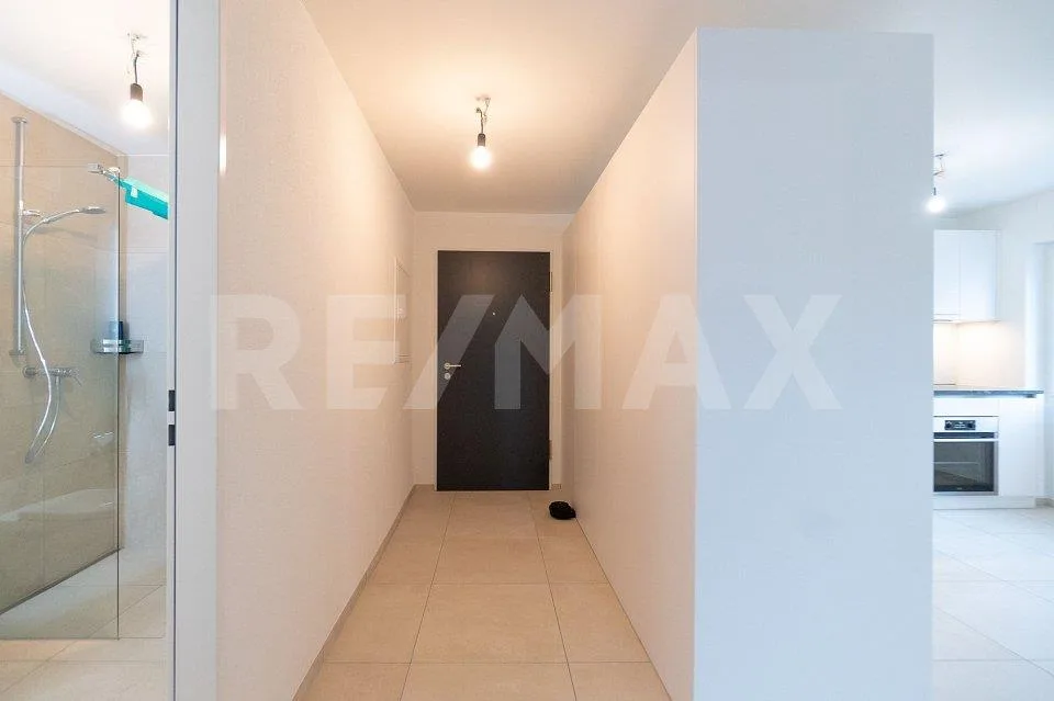 Appartement moderne de 2,5 pièces avec espace jardin à louer à Kloten