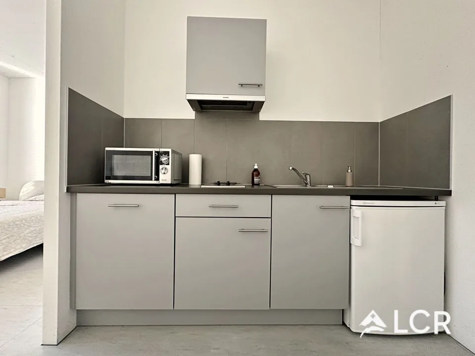 Prächtige, möblierte Studios mit 28 m2, geschmackvoll eingerichtet