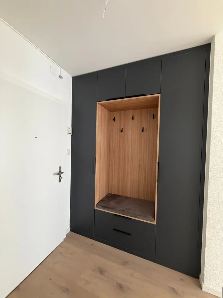 Zu vermieten – Superbe Apartment mit 2.5 Zimmern komplett renoviert im Herzen von Freiburg
