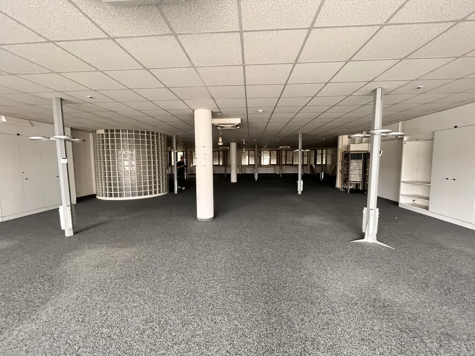 Surface de 605 m2 -Bail Flexible