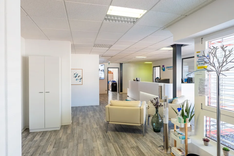 Ufficio di 188m² - Posizione ideale a Gland