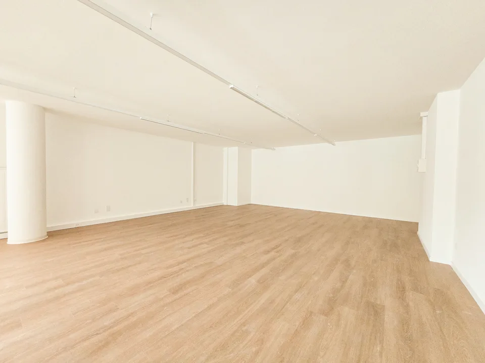 Bureau rénové de 230m2 - Centre-ville de Lausanne