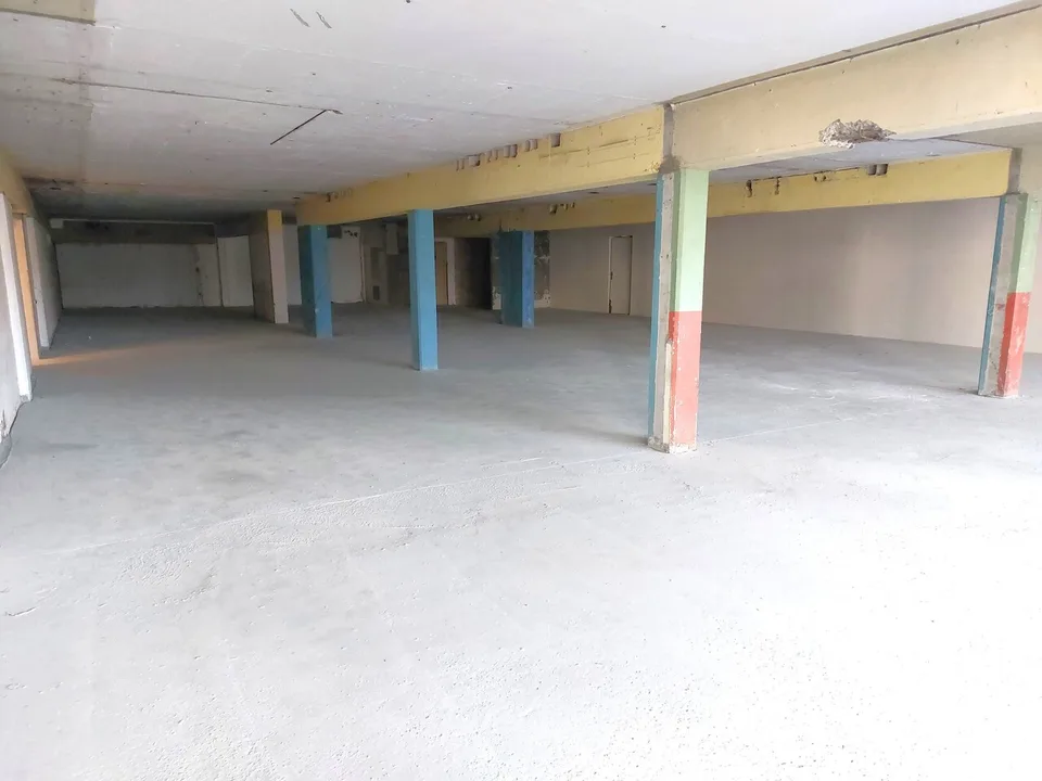 Flexibler Mietvertrag - Maßgeschneiderte Gewerbefläche 315m2 - Nahe allem