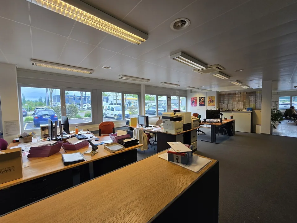 Büro von 166m2 - Nähe Autobahn/Bahnhof - Yverdon-les-Bains