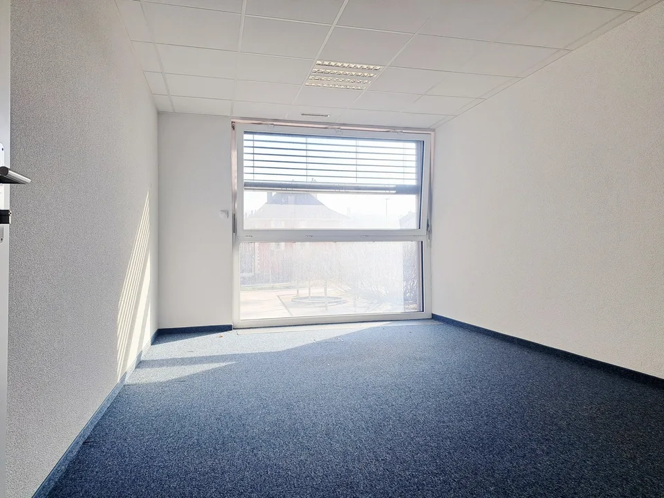 Uffici moderni nel cuore di Yverdon - 270m² - Prime 2 affitti gratuiti – foto 9 di 10