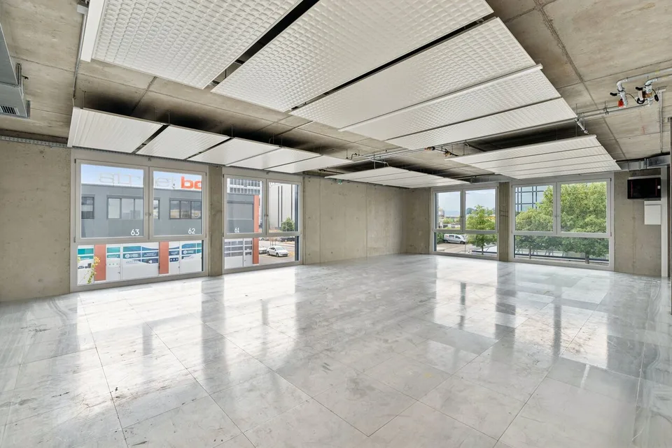 SPARK – 99.7 m2 - Espace Atelier Plug &amp; Play à Gland