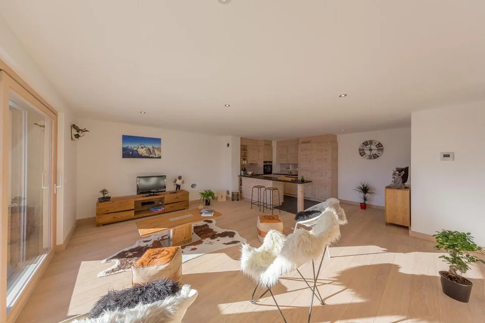 Bel appartement avec grande terrasse