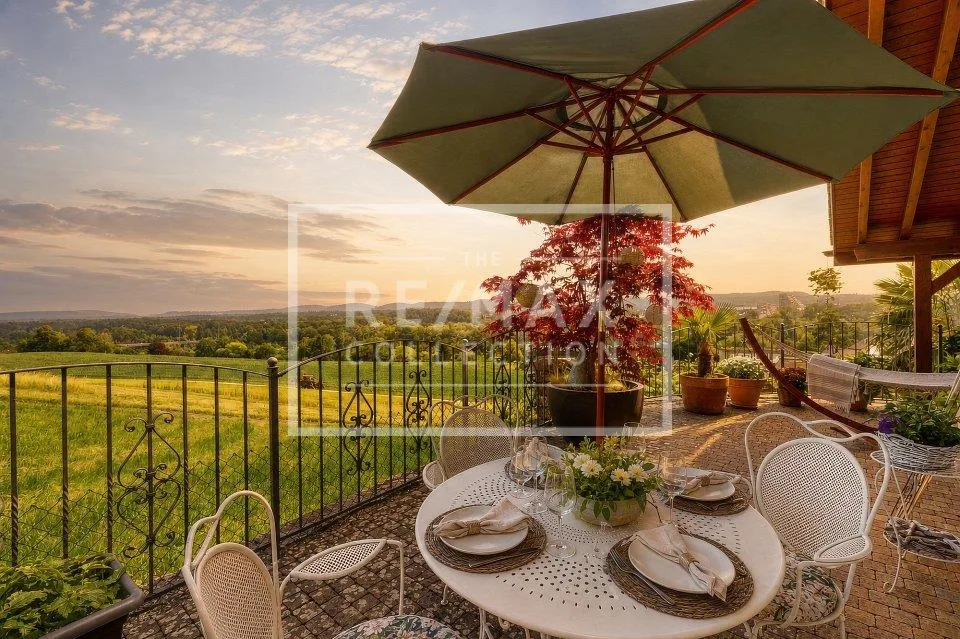6.5++ Maison de campagne, WF 210 m², jardin en terrasses, piscine, pergola, 760 m² GF, vue panoramique