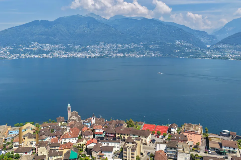 Objet de rendement : Maison multifamiliale avec 4 unités résidentielles au bord du lac Majeur – photo 5 sur 13