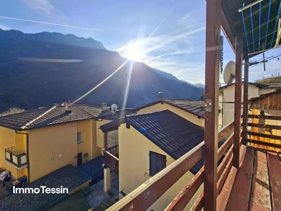PREZZO TOP: Elegante casa unifamiliare con carattere in una buona posizione vicino a Bellinzona