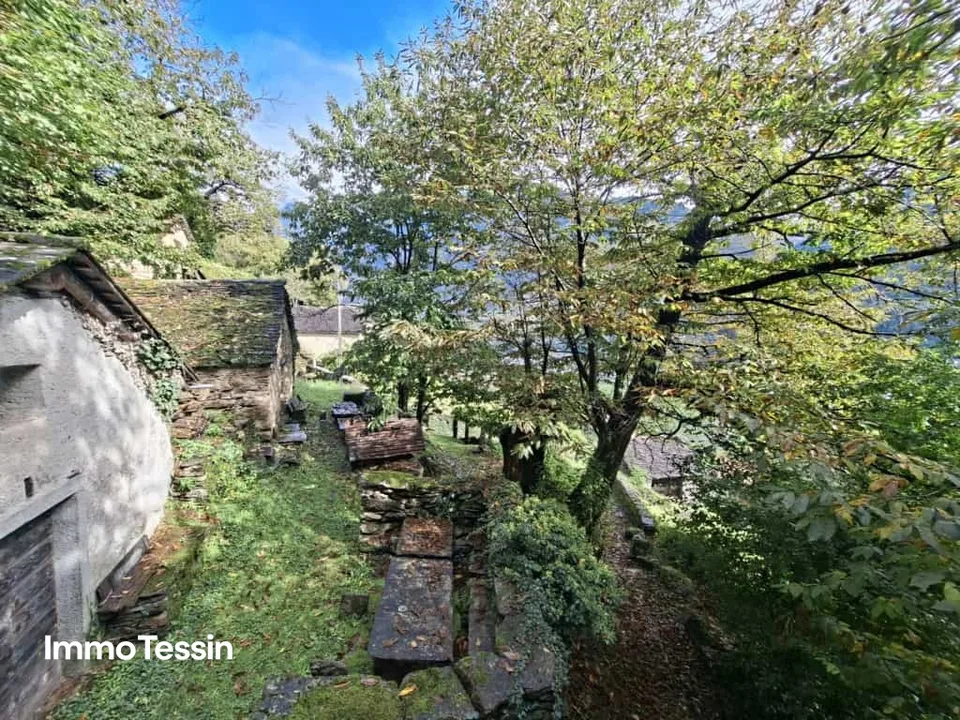 Typisch charakteristisches Rustico an erholsamer & ruhiger Lage im Grünen